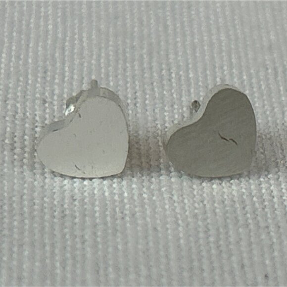 Tiny Minimalist Heart Shape Silver Tone Stud Earrings - Picture 2 of 5
